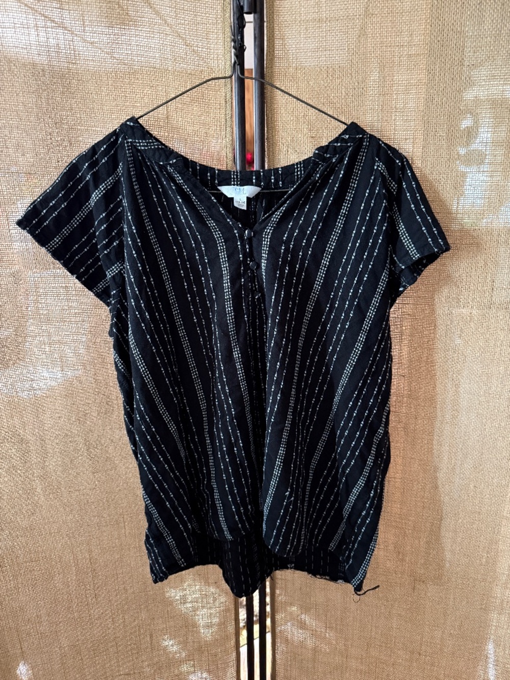 Time & Tru Black and White Woven Summer Short Sleeve Boho Pullover Shirt L 12-14